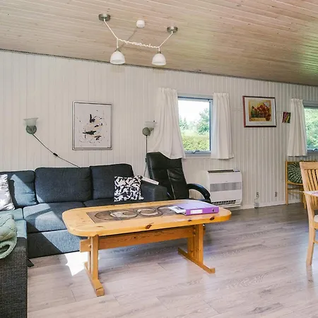 6 Person In Eskebjerg-by Traum