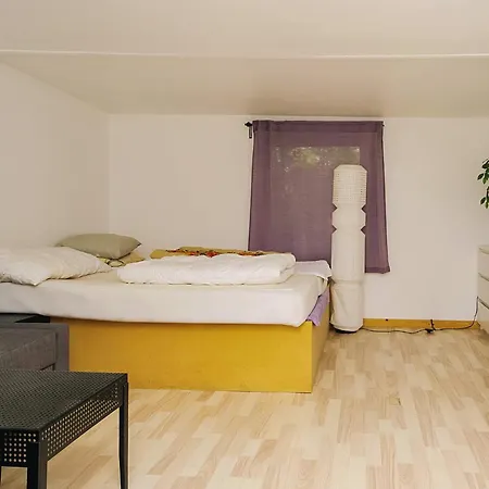 6 Person In Eskebjerg-by Traum *